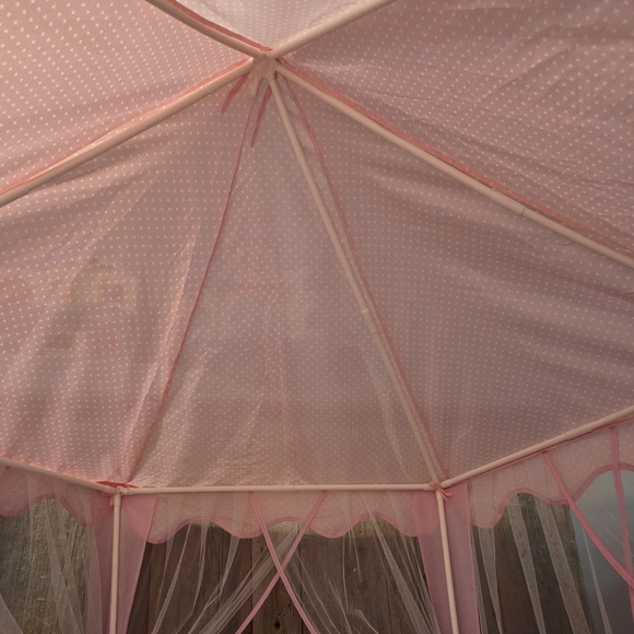 Pink Polka Dot Princess Indoor Castle Play Tent Mesh Panels Fort - Picture 3 of 4